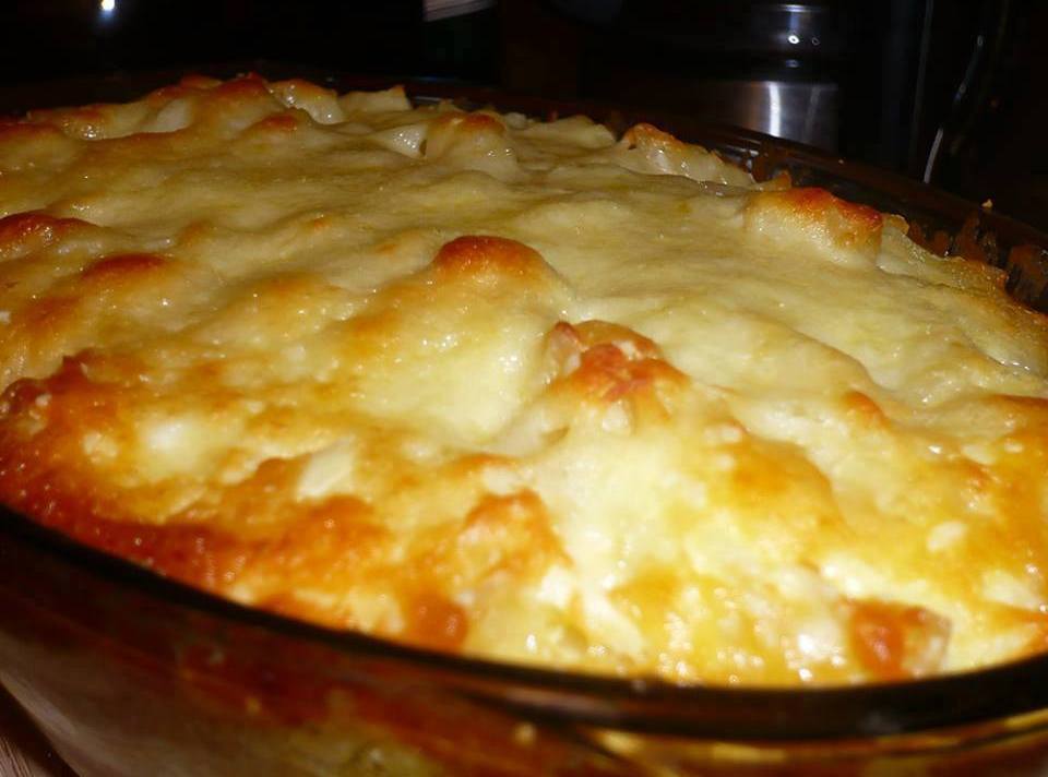 Momma's Creamy Baked Macaroni and Cheese Recipe | Just A Pinch Recipes